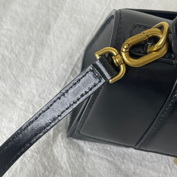【12期0利率】BALENCIAGA 沙漏包 XS號【95成新】 