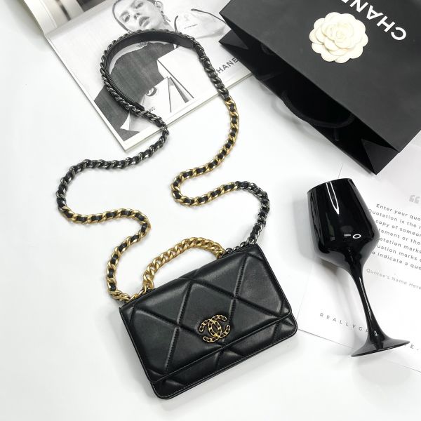 【12期0利率】CHANEL 19  WOC 【9成新】 