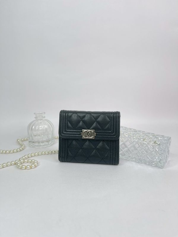 【分期0利率】CHANEL BOY三折短夾【9成新】 