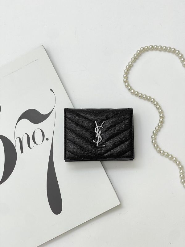 【95成新】YSL 魚子醬對開短夾 