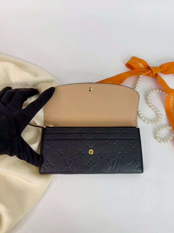 【分期0利率】LV Emilie 錢包【9成新】 