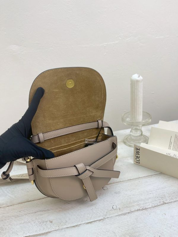 【9成新】LOEWE MINI GATE 雙層包 沙色 