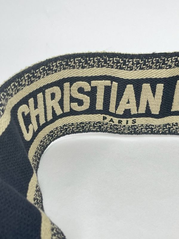 【99成新】DIOR Oblique Quake 斜背手拿包【加贈$28000寬版背帶】 