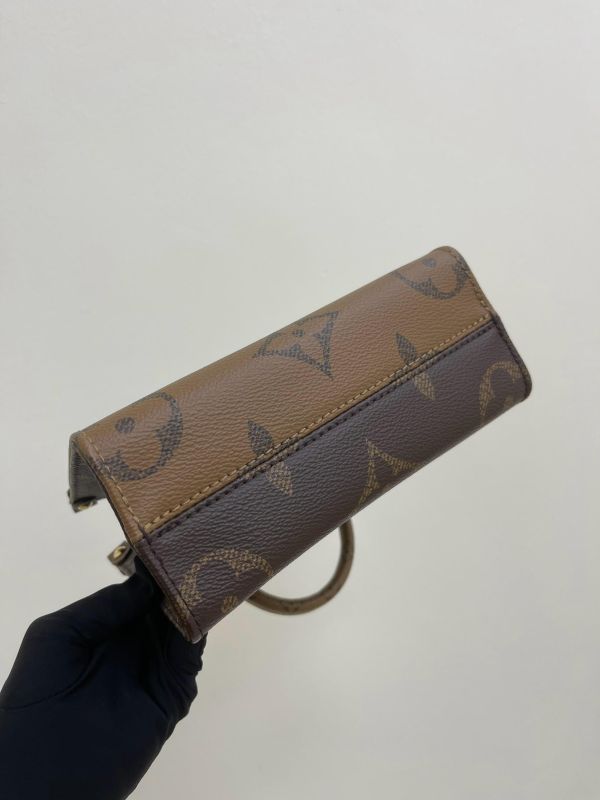 【95成新】LV ON THE GO BB 