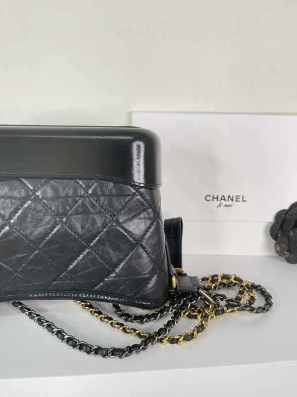 【分期0利率】CHANEL Gabrielle hobo 流浪包小號【99成新，新包味道還在】 
