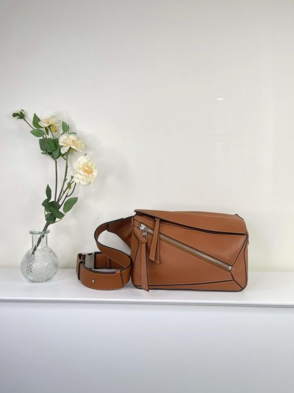 【95成新】LOEWE PUZZLE 小號腰包 