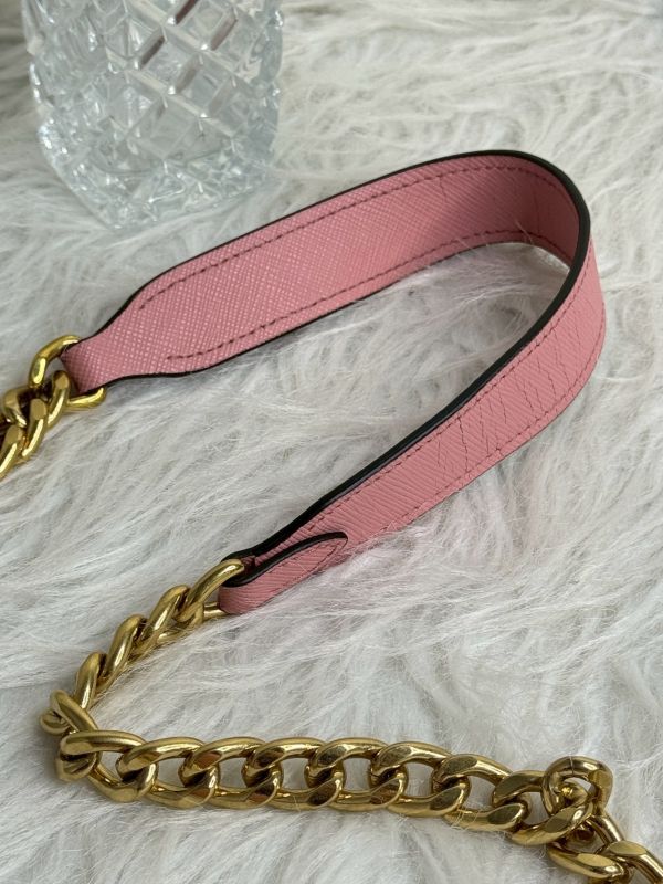 【直播加購只要1元】PRADA PATTINA 單肩包【背帶龜裂】 