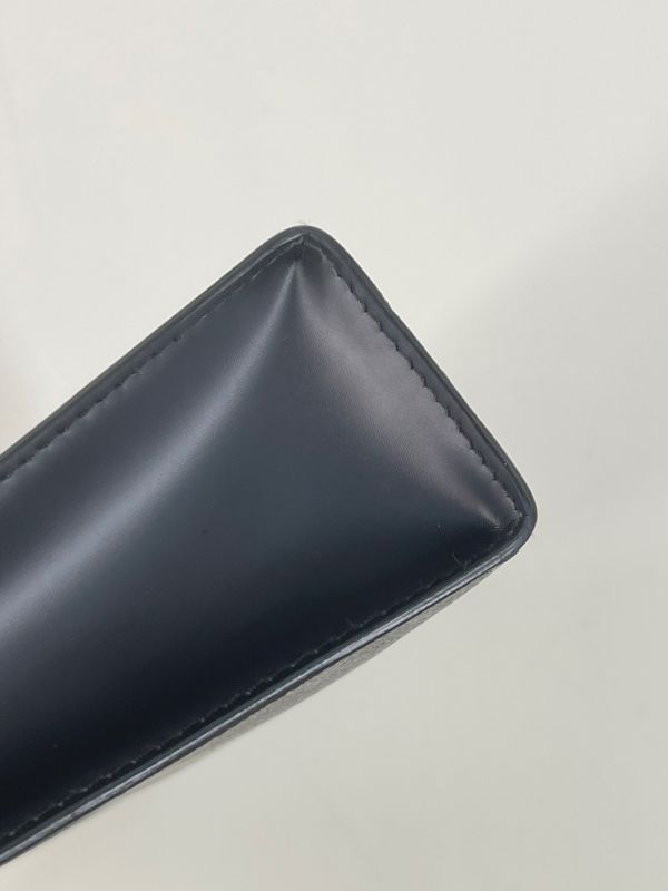 【分期0利率】LV Pochette Voyage MM 老花手拿包【95成新】 