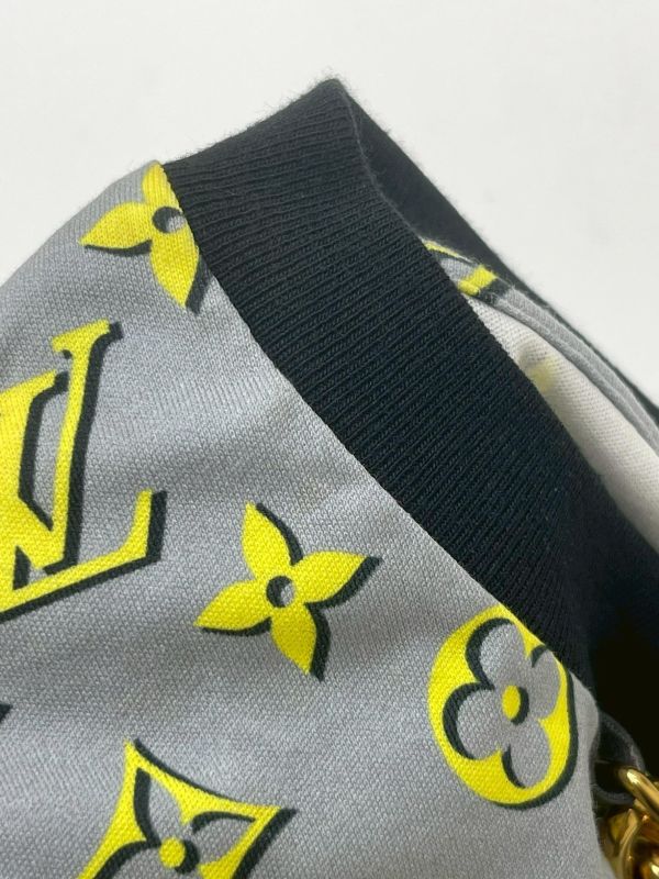 【9成新】LV 3D字母短T 