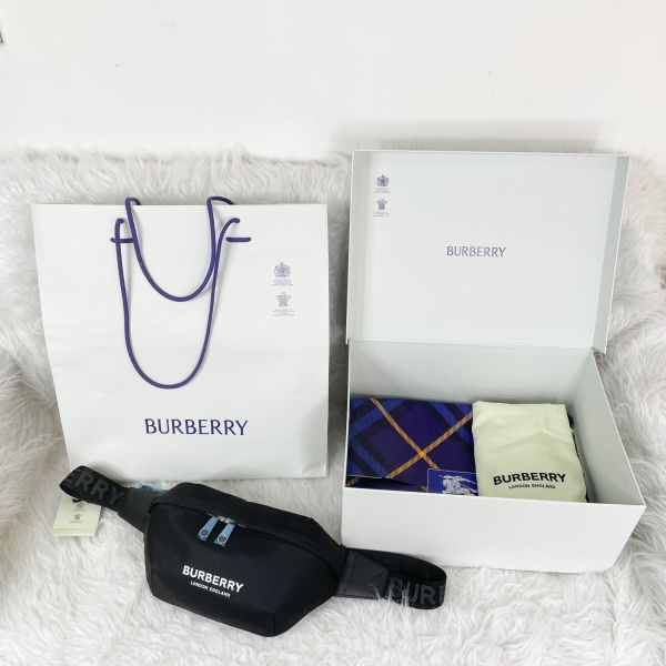 【12期0利率】BURBERRY 字母帆布腰包【全新品】【現金價21900】 