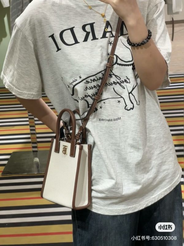 【分期0利率】BURBERRY 迷你FRANCES斜背手機包【99成新】 