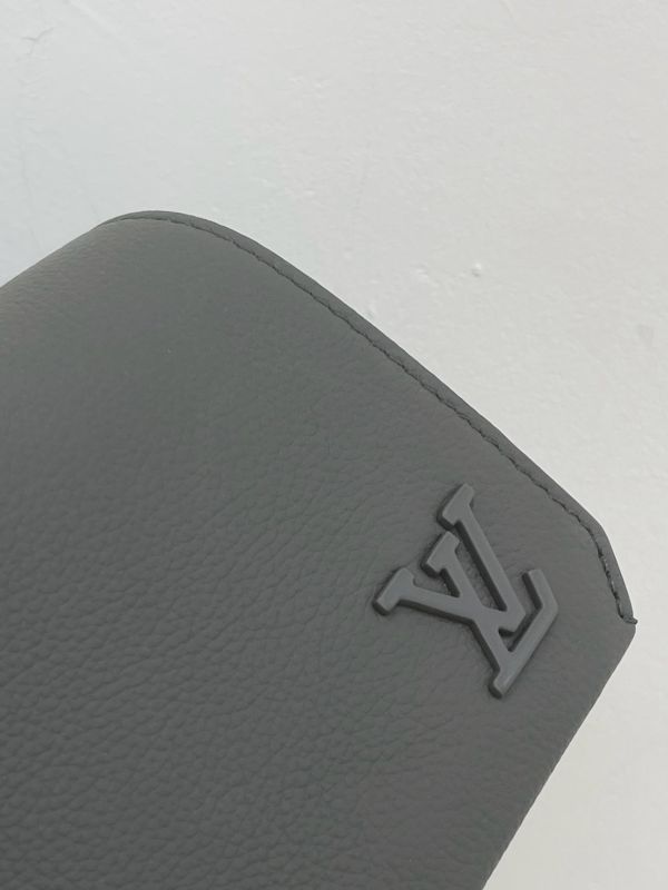【95成新】LV 小型翻蓋郵差包 