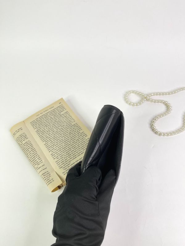 【分期0利率】CHANEL  19 中夾 【9成新】