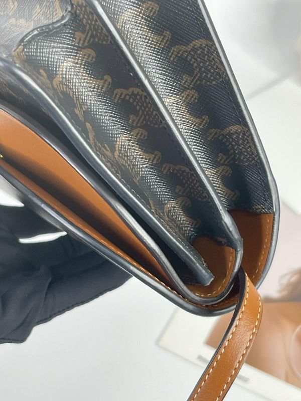 【9成新】CELINE TRIOMPHE凱旋門 STRAP WOC 