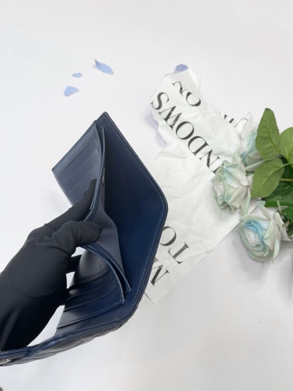 【未使用閒置品】CHANEL COCO 背面拉鍊三折短夾 