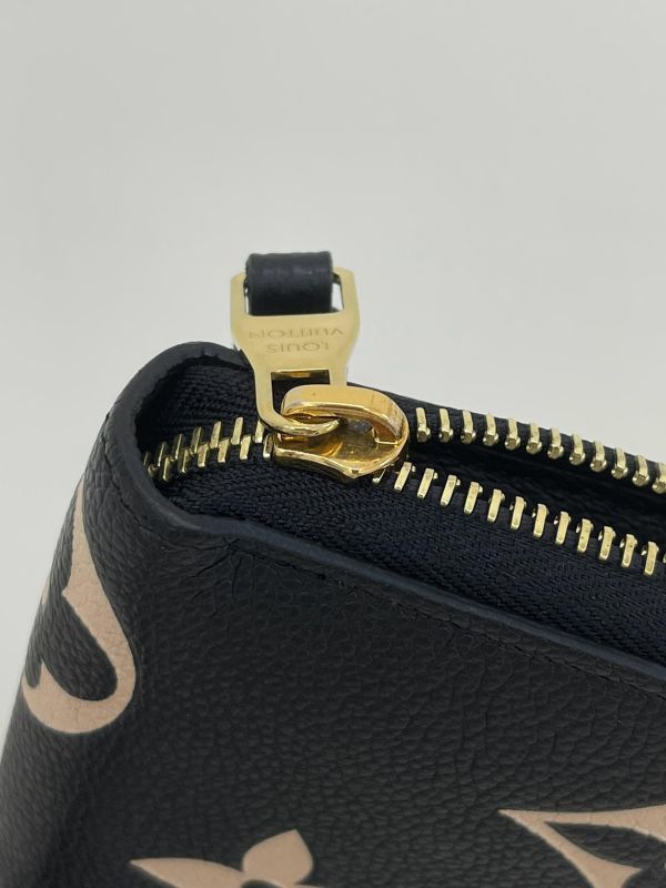 【95成新】LV 皮革LOGO拉鍊錢包 