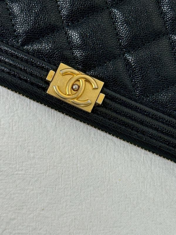 【分期0利率】CHANEL  BOY手拿包【9成新】 
