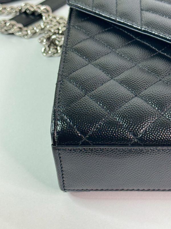 【分期0利率】YSL 粒面绗縫皮革中號信封包【95成新】