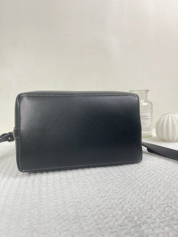 【分期0利率】GUCCI GG Emblem系列小號水桶包 【95成新】 