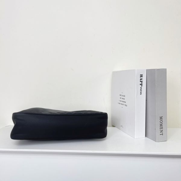 【分期0利率】PRADA Re-Edition 2000 迷你包【9成】 