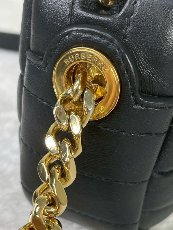 【95成新】BURBERRY Lola 羊皮縫線迷你斜背相機包 