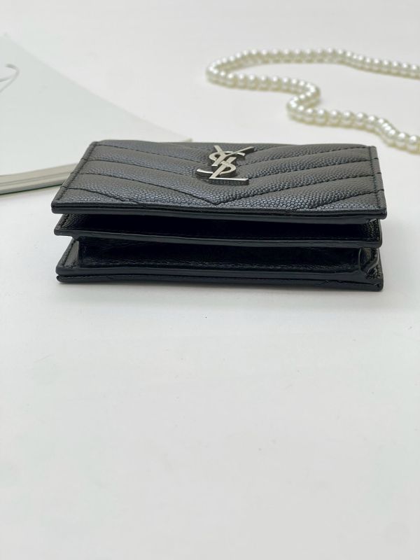 【95成新】YSL 魚子醬對開短夾 