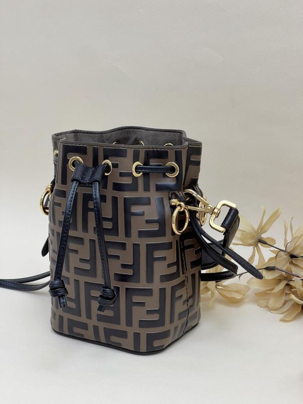 【95成新】FENDI Mon Treso 水桶包 