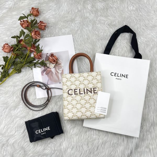 【12期0利率】CELINE 白色老花迷你琴譜包【全新閒置】 