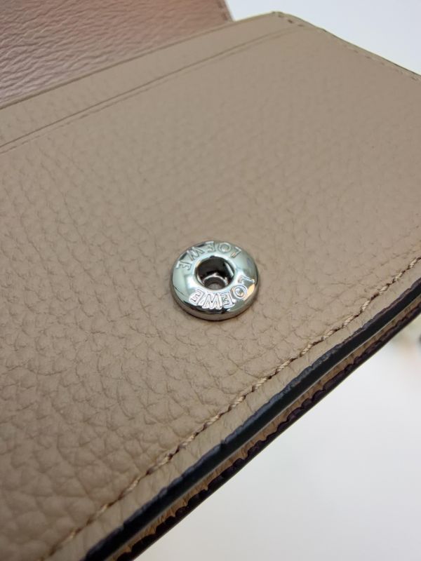 【99成新】LOEWE 鵝卵石紋小牛皮 Anagram 名片夾 