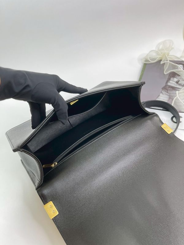 【95成新】CHANEL BOY 口蓋包28cm大號(芯片款) 