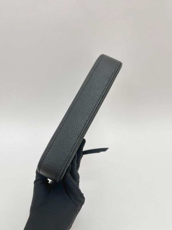 【95成新】LV Easy Pouch On Strap 