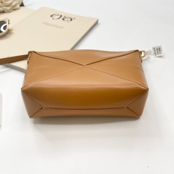 【12期0利率】LOEWE PUZZLE FOLD POUCH  沙色【99成新】 