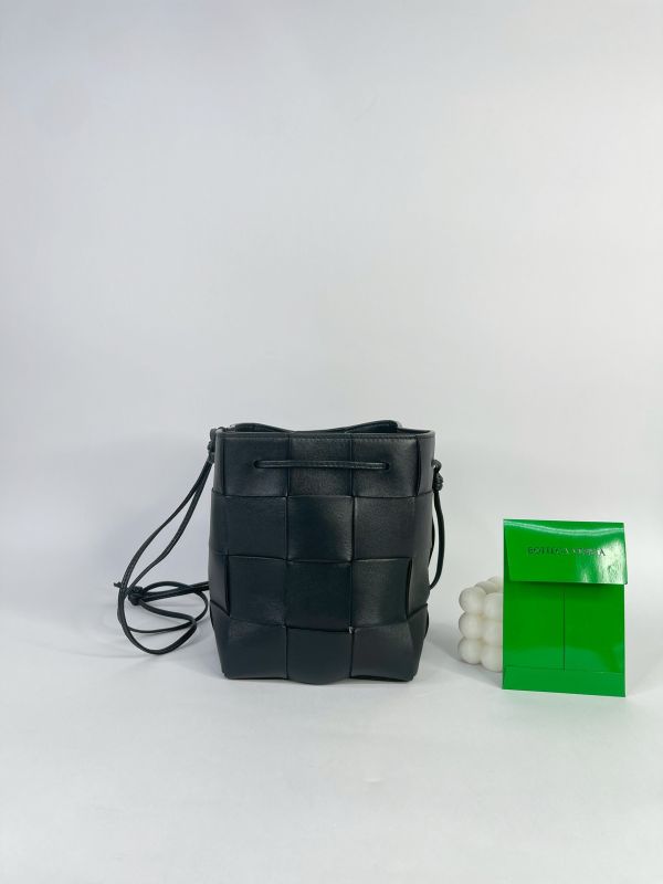 【95成新】BV CASSETTE 大編織水桶包 小號 