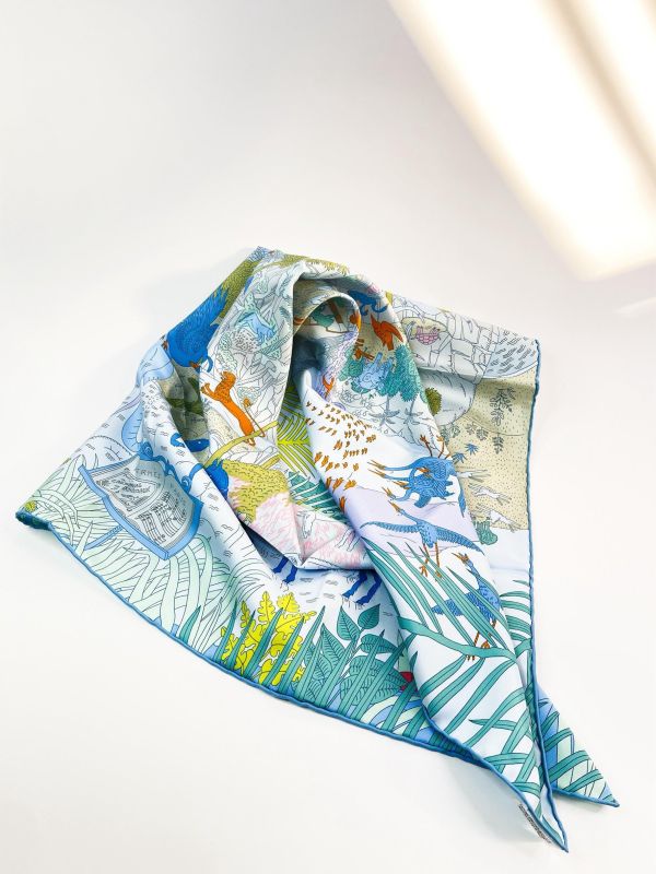 【全新品】HERMES  動物嘉年華方巾 90 