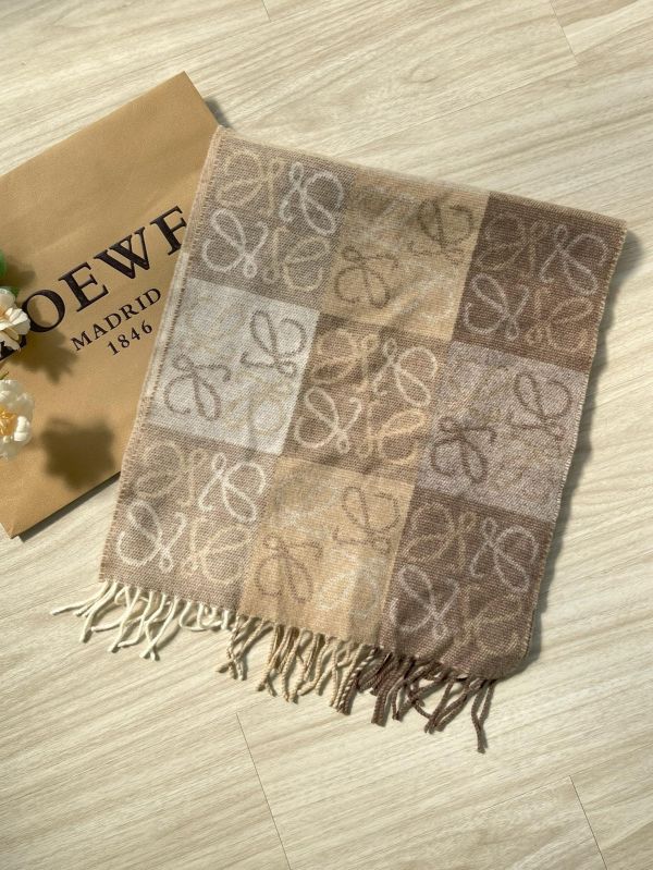 【未使用閒置品】LOEWE 羊毛老花圍巾 