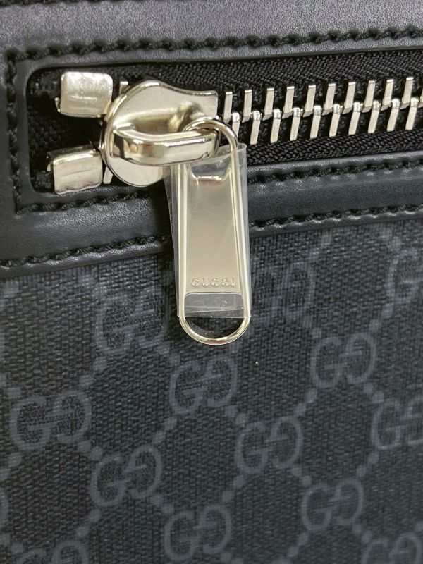 【99成新】GUCCI GG SUPREME 斜背包 