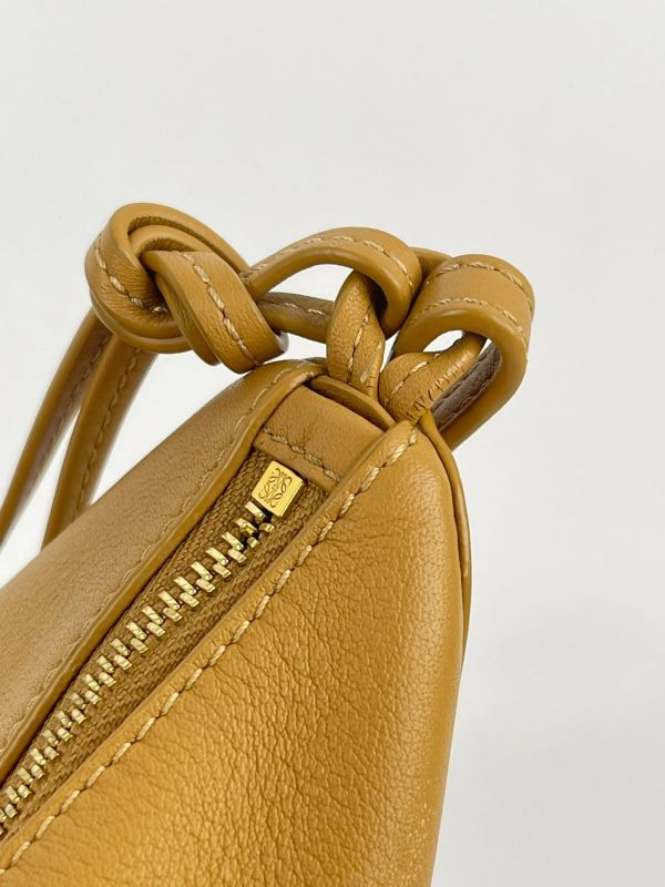 【分期0利率】LOEWE Mini Hammock Hobo bag【9成新】 