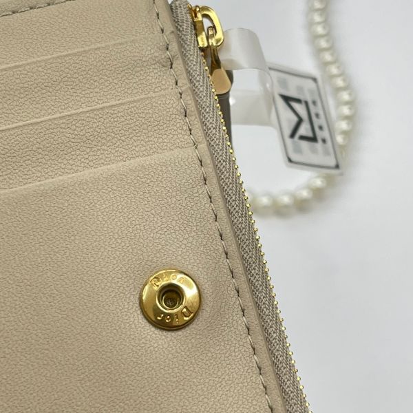 【12 期 0 利率】DIOR CARO DAHLIA銀包【24年7月台灣購證】【99成】 