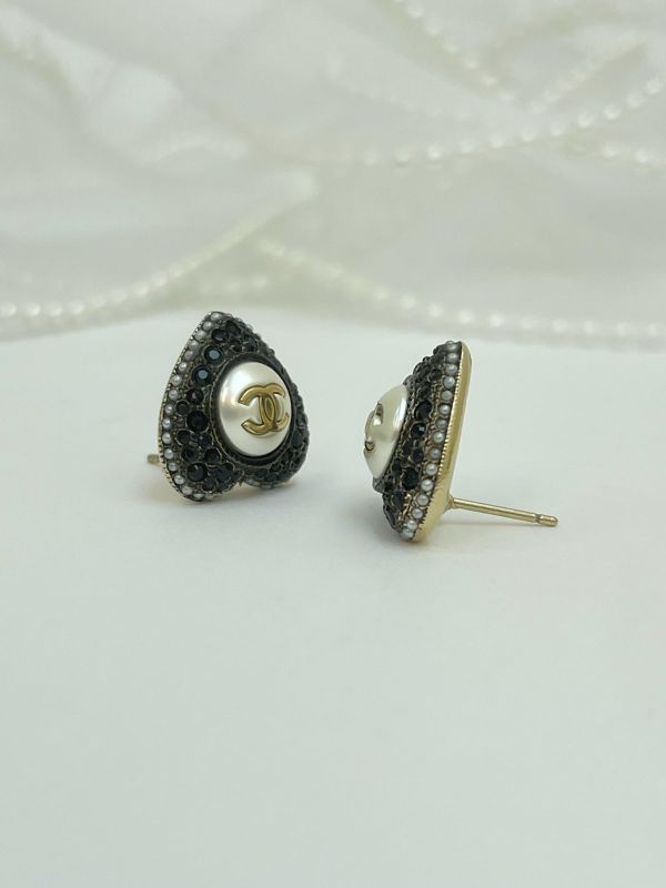 【95成新】CHANEL 22B 愛心針式耳環 