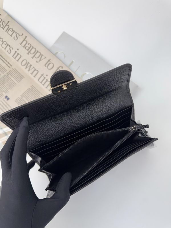 【99成新】GUCCI 雙G LOGO牛皮扣式長夾 