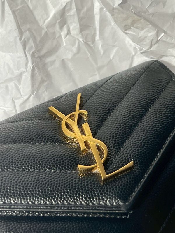 【分期0利率】YSL  魚子醬三折短夾 【9成新】 