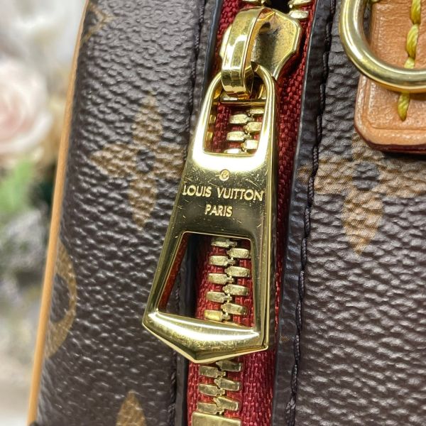 【9成新】【12期0利率】LV老花相機包 