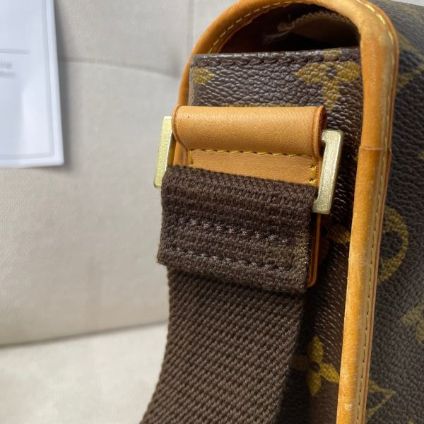 【85成新】【12期0利率】LV 斜肩包M40106 