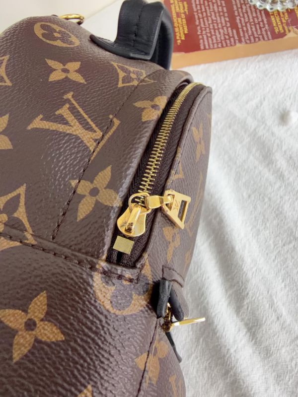 【95成新】LV Palm Springs Mini 