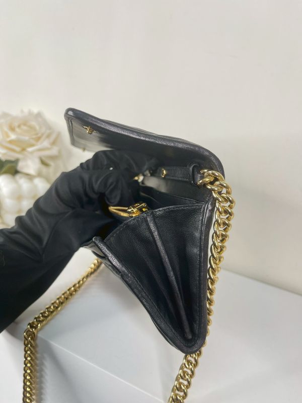 【分期0利率】MIUMIU MATELASSE 鍊條WOC【85成新】 
