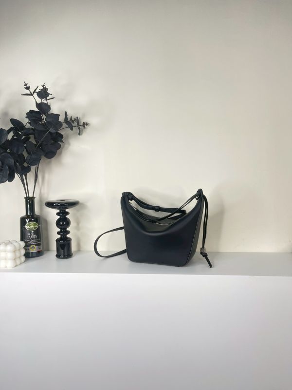 【分期0利率】LOEWE Mini Hammock Hobo bag【95成新】 