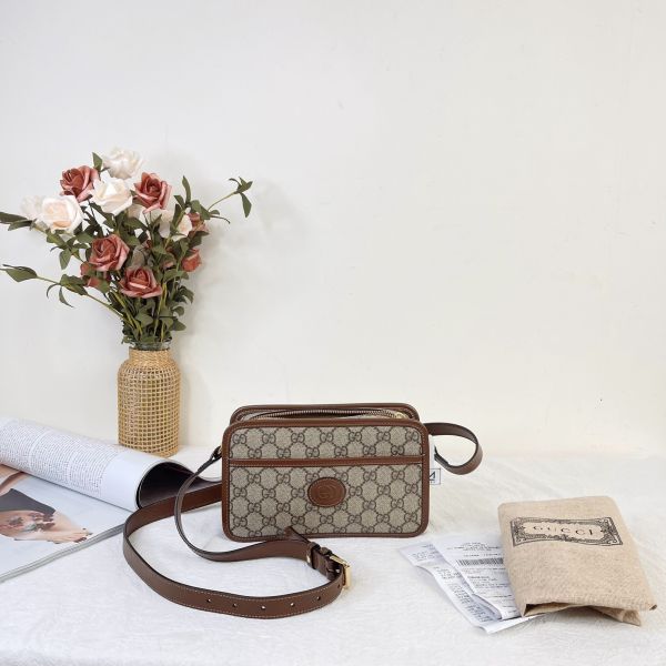 【12期0利率】GUCCI  Retro GG Supreme 斜背方包【95成新】 