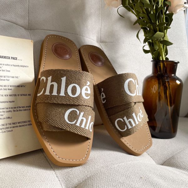 【12期0利率】【全新品】Chloé  橄欖綠繃帶字母拖鞋 現金價9300 