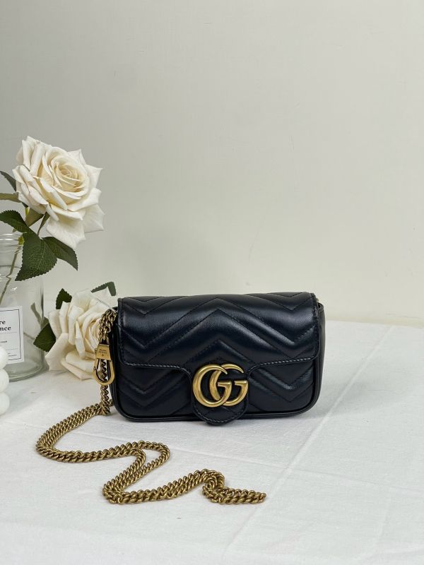 【分期0利率】GUCCI Marmont 迷你肩背包【9成新】 