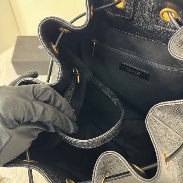 【12期0利率】Chanel 鉚釘牛皮Deauville後背包【9成新】 